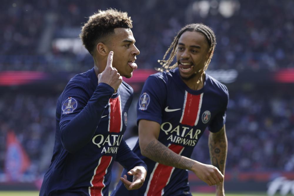 表现堪称辉 表现堪称辉